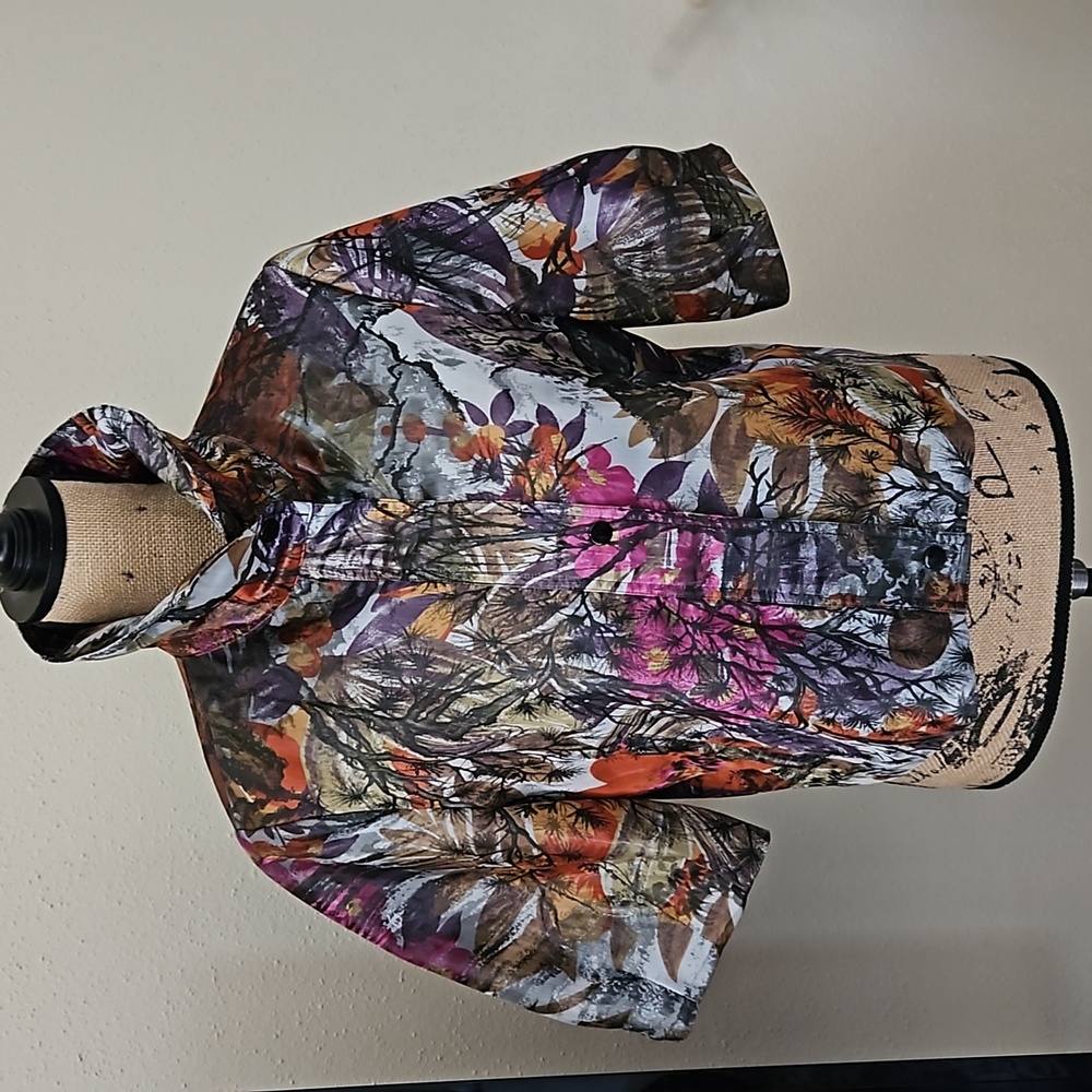 D & Y Cropped Jacket - Picture 3 of 9